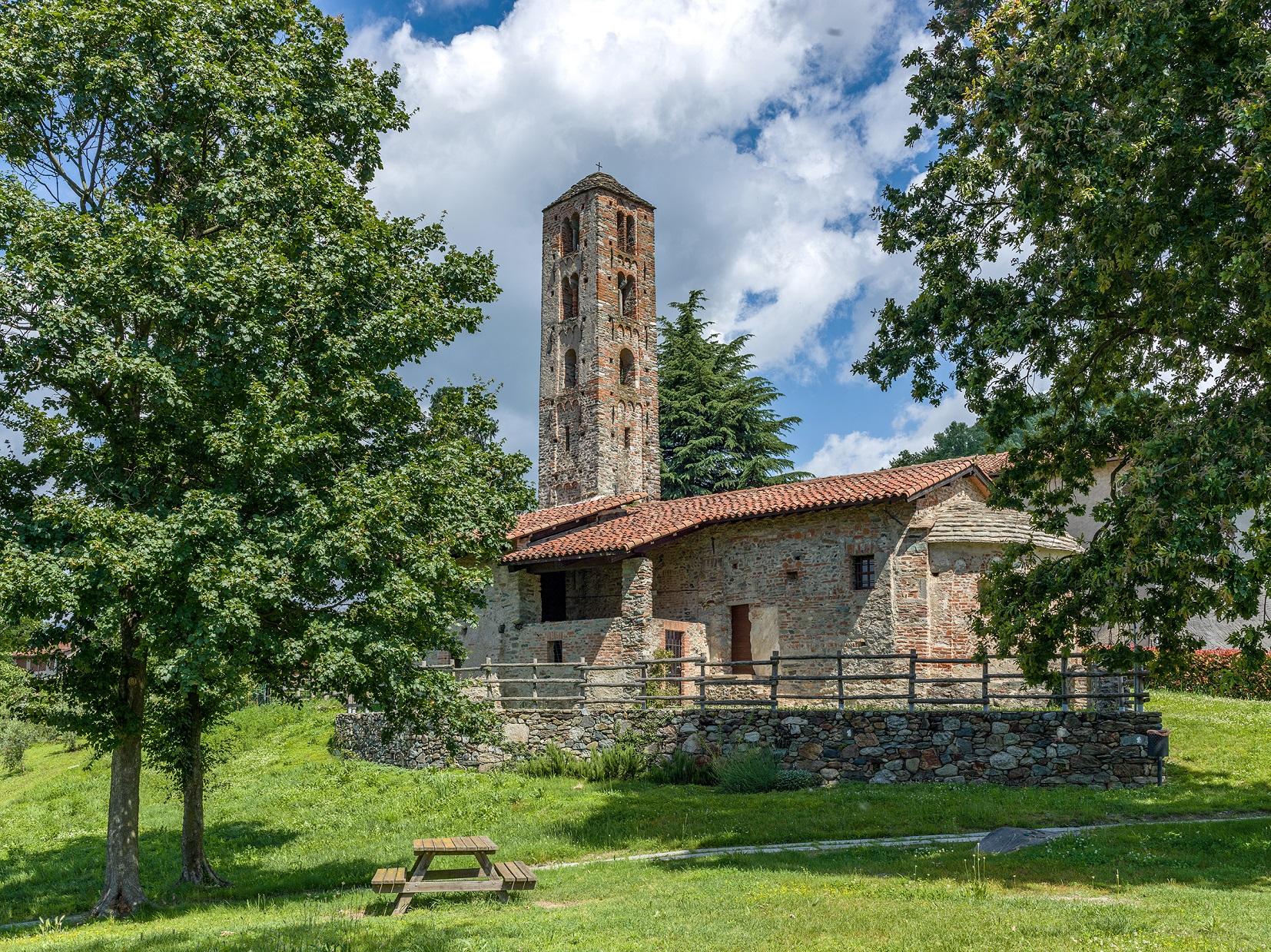 Chiesa di Bollengo