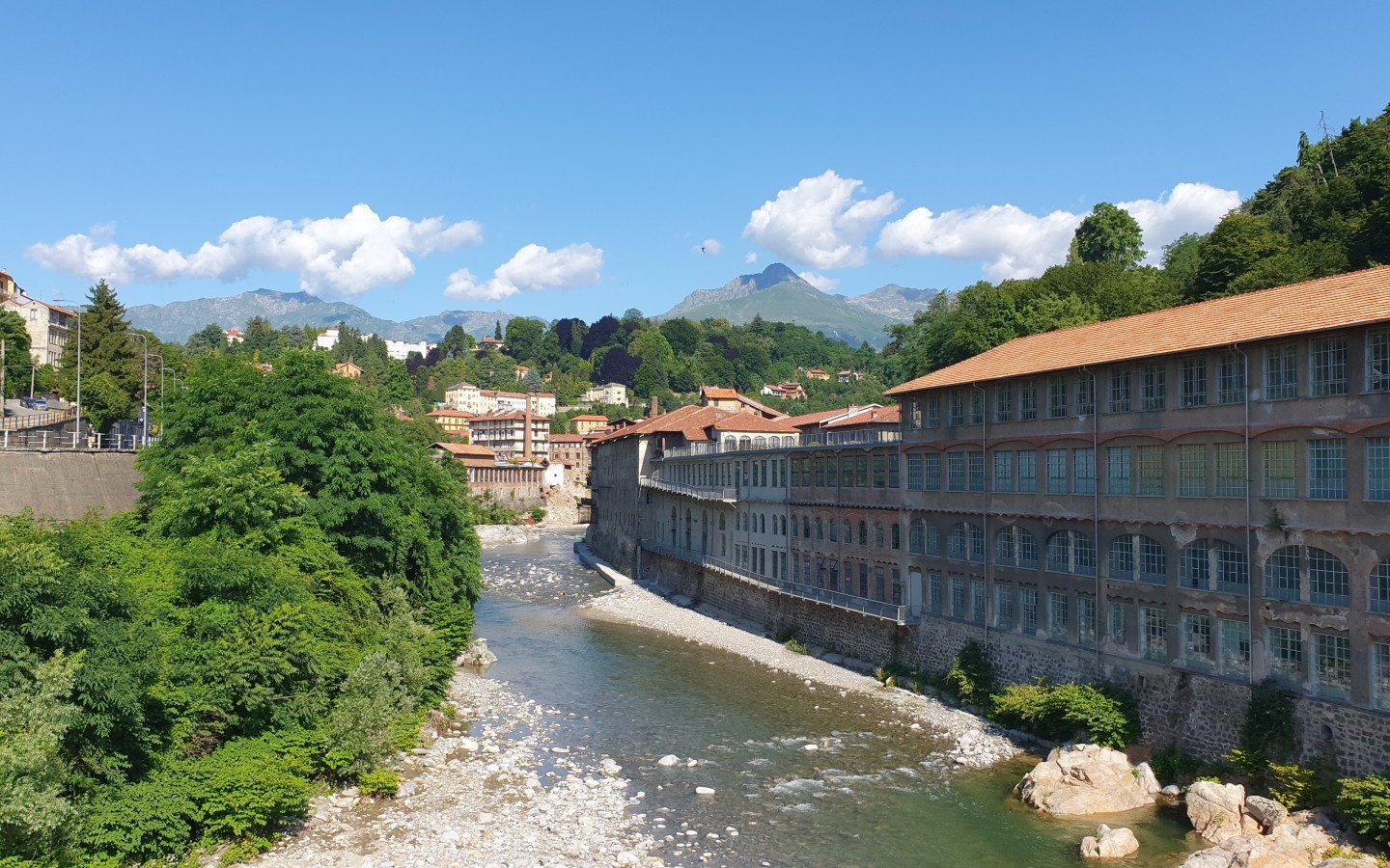 punto panoramico di Biella, tra la Fondazione Pistoletto e gli ex lanifici Sella sul torrente Cervo