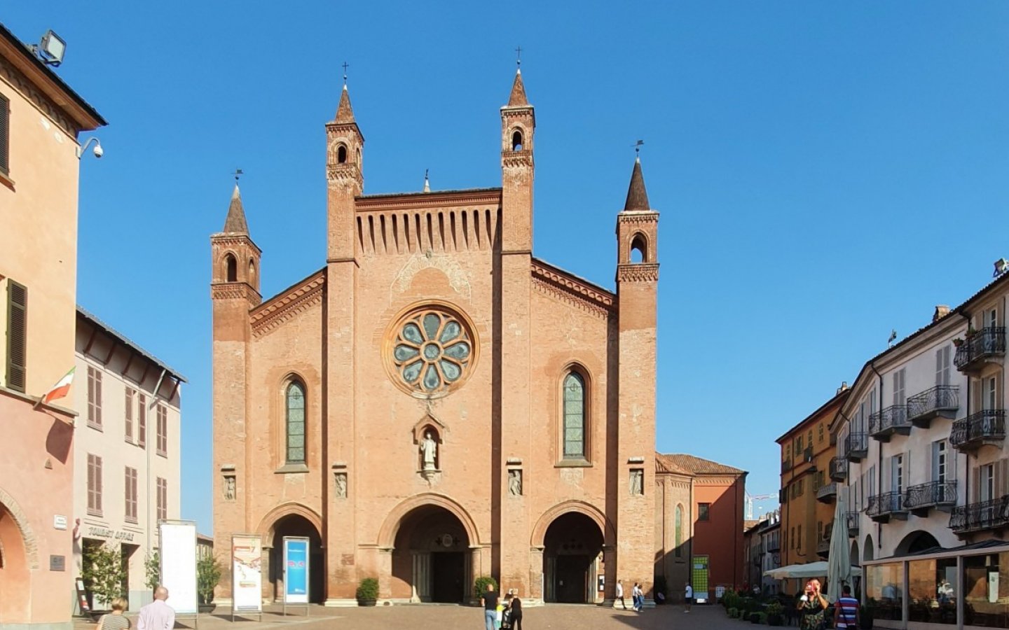 L'eccellenza della Cattedrale di San Lorenzo ad Alba